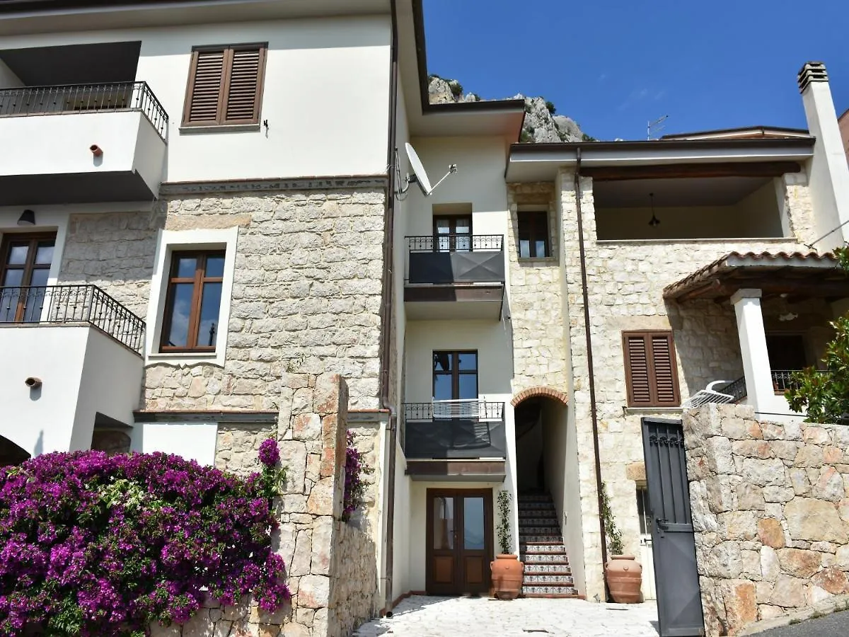 Villa Janas Baunei 0*,  Italy